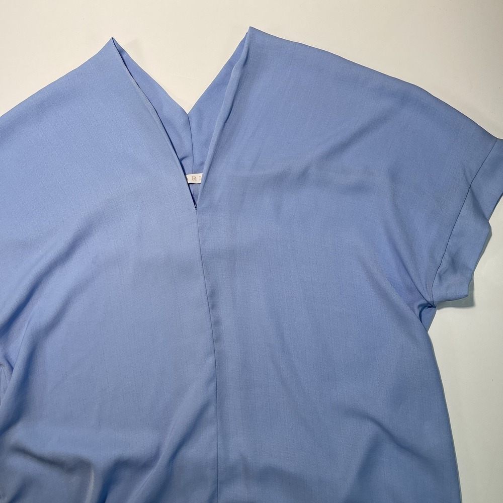Karlie Women's V Neck Top Short Sleeve Light Blue Size Small